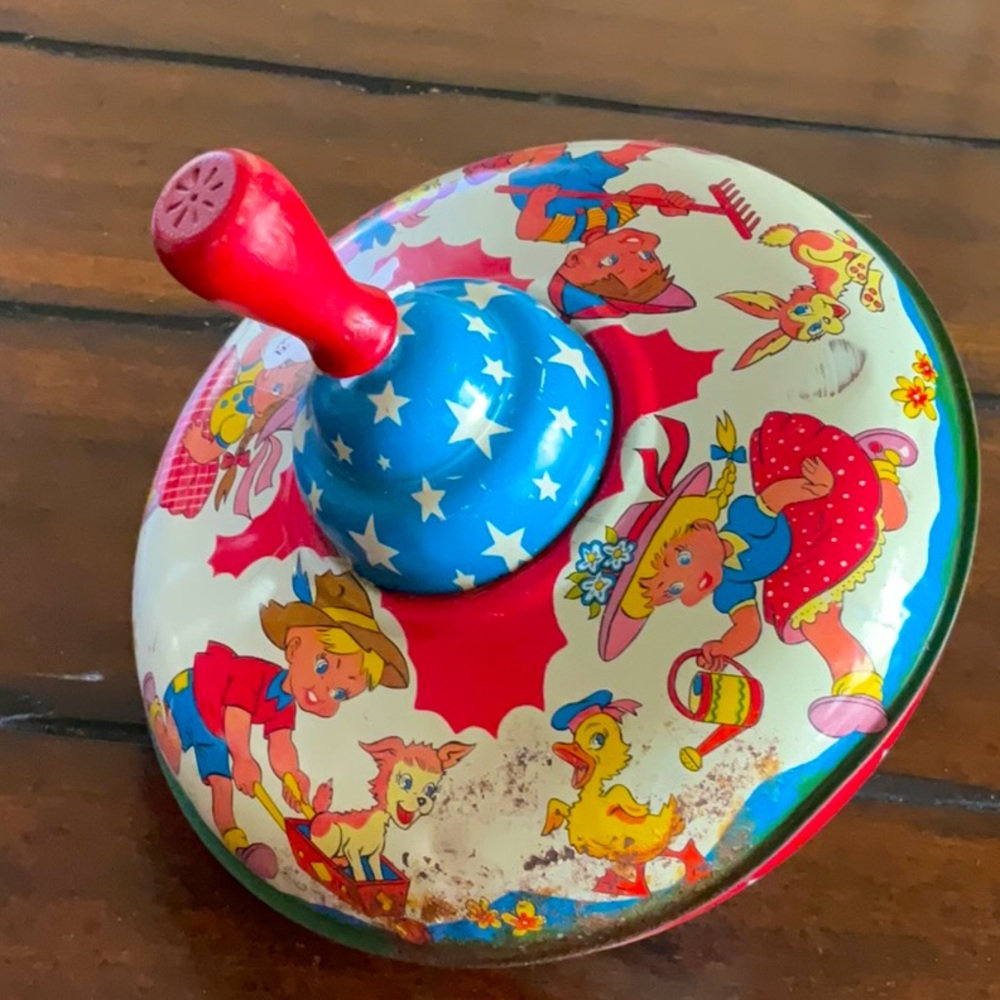 Vintage spin top